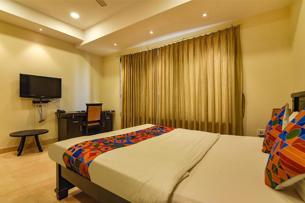 Fabhotel All In One Saltlake - Opp Bj Market Complex 콜카타 외부 사진