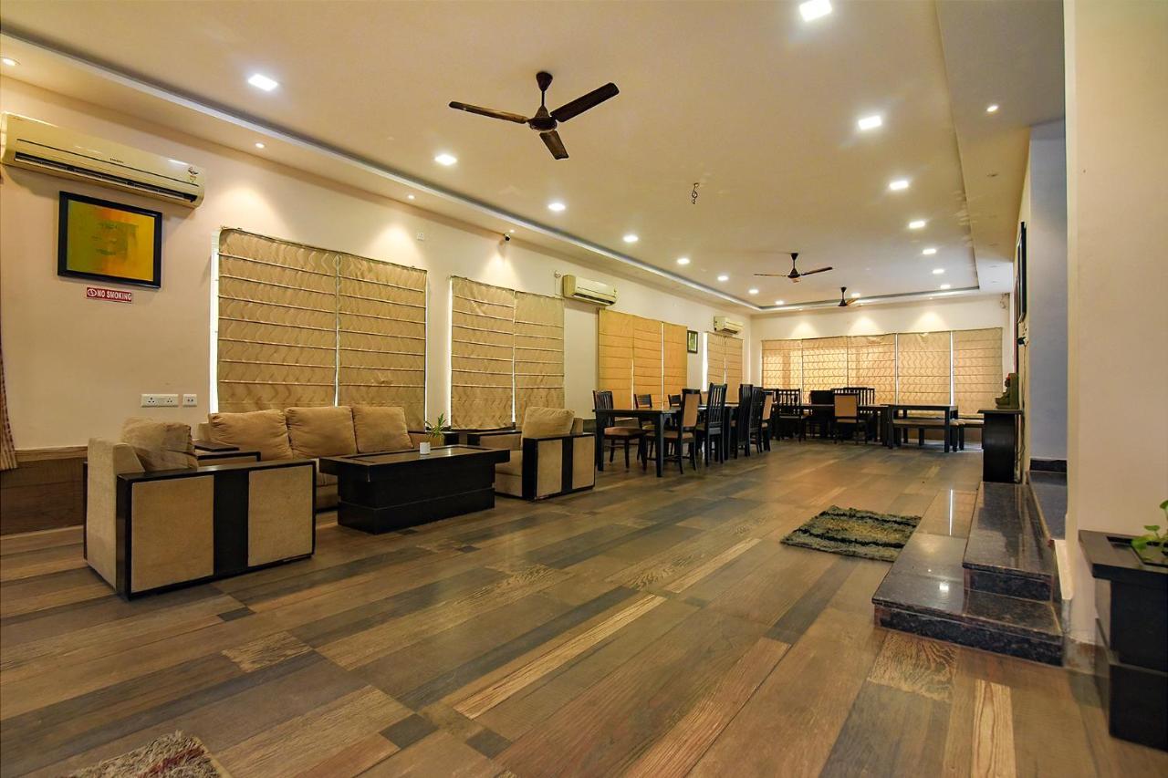 Fabhotel All In One Saltlake - Opp Bj Market Complex 콜카타 외부 사진